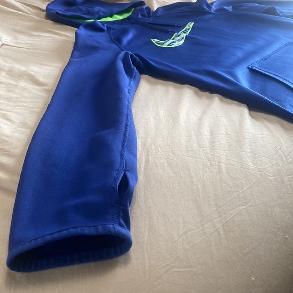 Nike hoodie - Picture 4 of 7